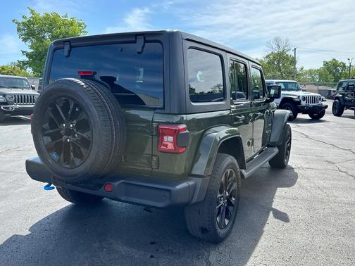 2022 Jeep Wrangler Unlimited 4xe Sahara