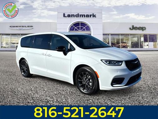 2024 Chrysler Pacifica Hybrid S Appearance Pkg