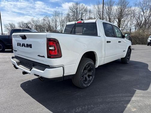 Bright White Clearcoat 2026 RAM 1500 Big Horn/Lone Star