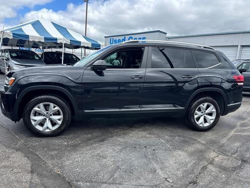Black 2019 Volkswagen Atlas 3.6L SEL