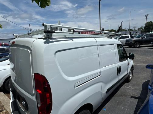 Bright White 2022 RAM ProMaster City Tradesman