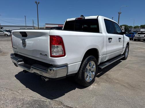 Bright White Clearcoat 2023 RAM 1500 Big Horn/Lone Star