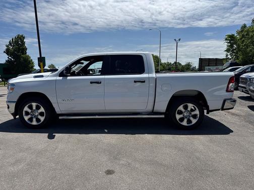 Bright White Clearcoat 2023 RAM 1500 Big Horn/Lone Star