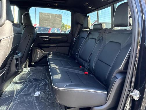 2025 RAM 1500 Limited