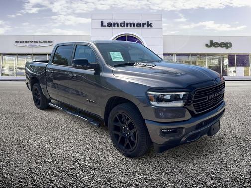 Granite Crystal Metallic Clearcoat 2024 RAM 1500 Laramie