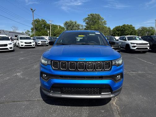 Hydro Blue Pearlcoat 2026 Jeep Compass Latitude