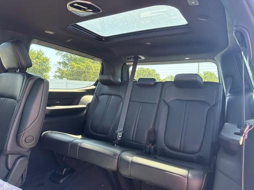 Bright White Clearcoat 2026 Jeep Grand Wagoneer 4x4