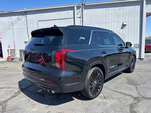 Abyss Black Pearl 2024 Hyundai PALISADE Calligraphy Night Edition