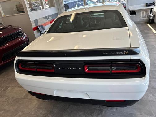 White Knuckle Clearcoat 2023 Dodge Challenger R/T Scat Pack