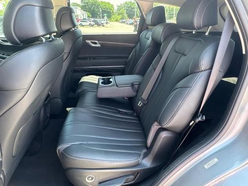 Savile Silver 2024 Genesis GV80 2.5T