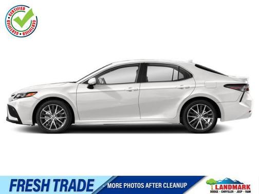 Ice Cap 2024 Toyota Camry SE