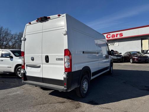 2025 RAM ProMaster 2500 Tradesman