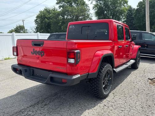 2025 Jeep Gladiator Sport
