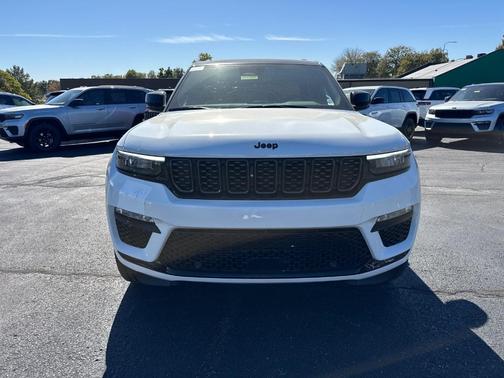 2025 Jeep Grand Cherokee Summit