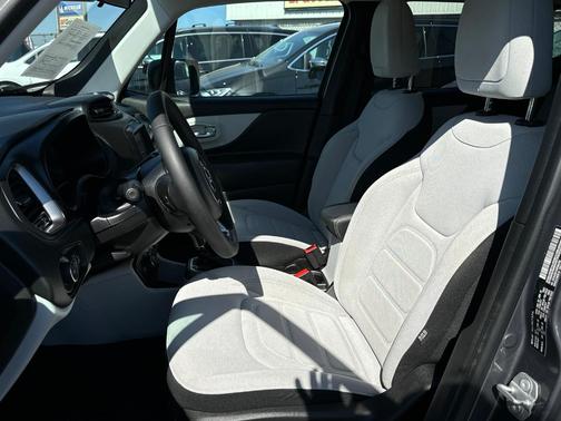 2022 Jeep Renegade Latitude