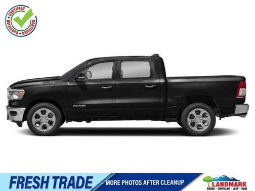 Diamond Black Crystal Pearlcoat 2021 RAM 1500 Big Horn/Lone Star