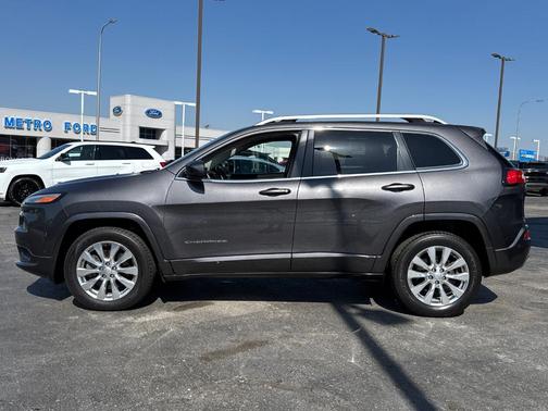 2018 Jeep Cherokee Overland