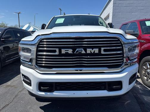 2024 RAM 2500 Laramie Crew Cab 4x4 6'4' Box