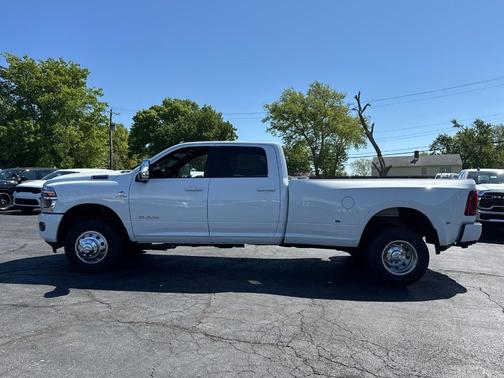 2025 RAM 3500 Laramie