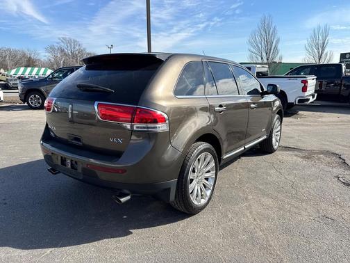 2011 Lincoln MKX Base