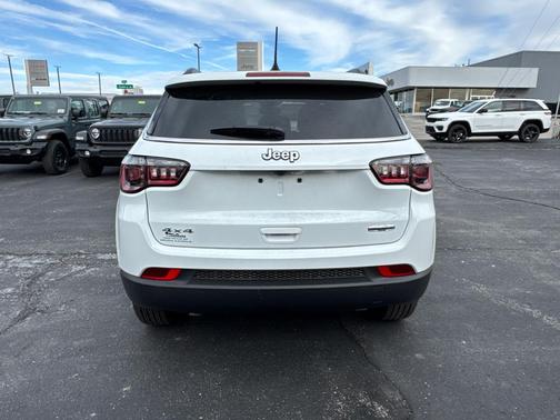 2026 Jeep Compass Latitude