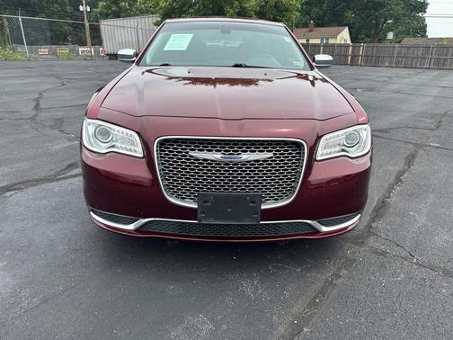 2020 Chrysler 300 Touring