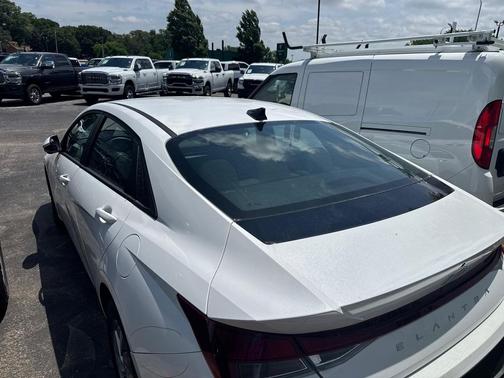 Serenity White 2025 Hyundai ELANTRA SE