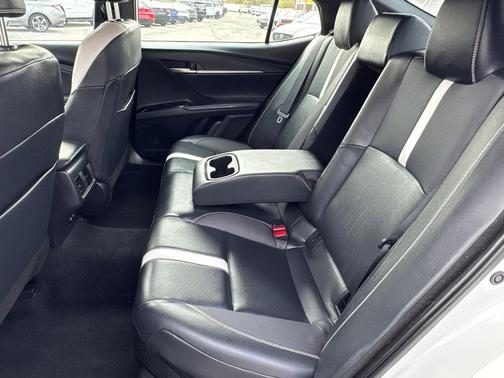 2025 Toyota Camry Unknown