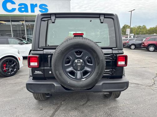 2022 Jeep Wrangler Sport