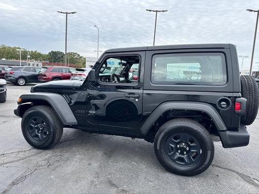 2022 Jeep Wrangler Sport