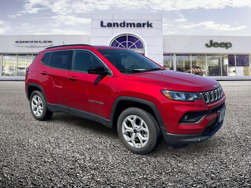 Red Hot Pearlcoat 2025 Jeep Compass Latitude