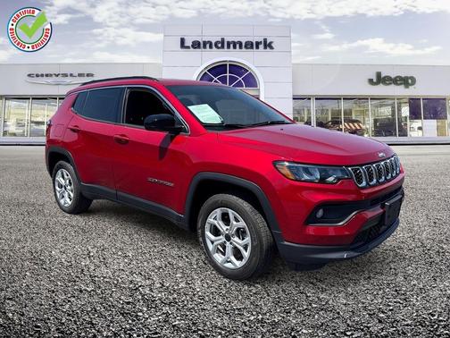 Red Hot Pearlcoat 2025 Jeep Compass Latitude