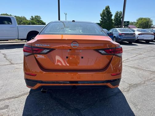 Monarch Orange Metallic/Super Black 2025 Nissan Sentra SR