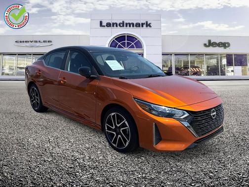 Monarch Orange Metallic/Super Black 2025 Nissan Sentra SR