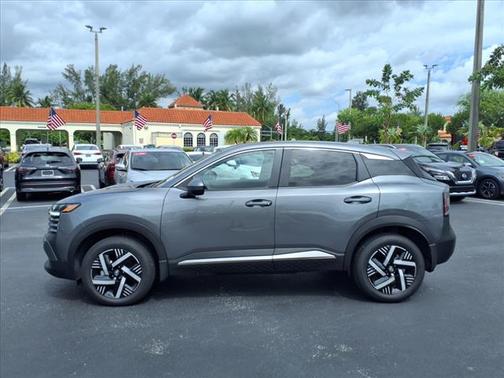 2025 Nissan Kicks SV