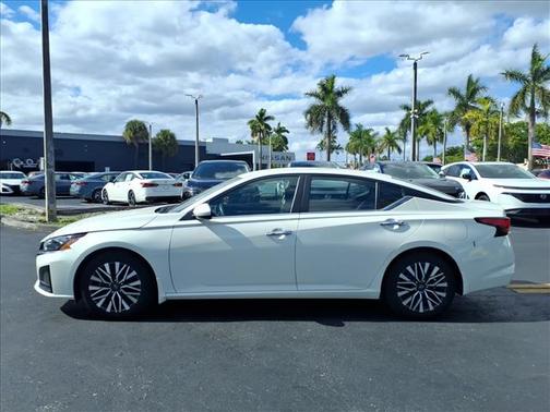 2023 Nissan Altima 2.5 SV