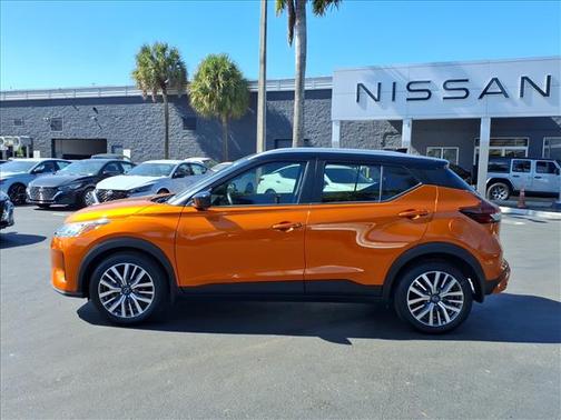2023 Nissan Kicks SV