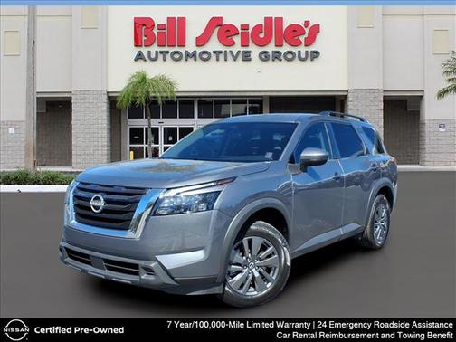 2024 Nissan Pathfinder SV