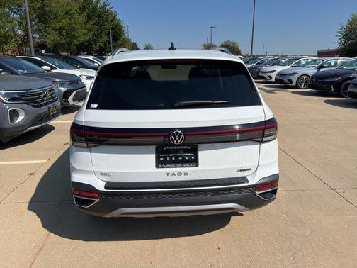 2025 Volkswagen Taos 1.5T SEL