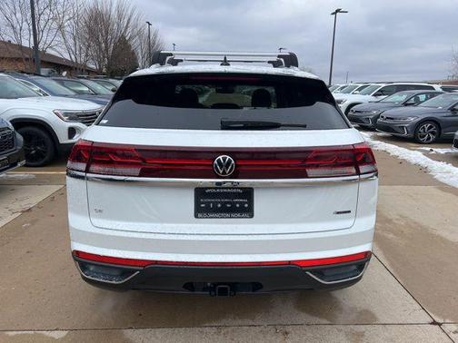 2026 Volkswagen Atlas Cross Sport 2.0T SE w/Technology 4MOTION