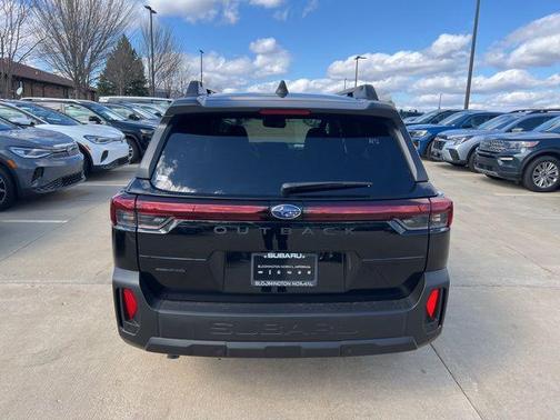 Crystal Black Silica 2026 Subaru Outback Limited