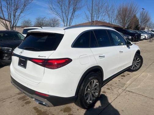 2025 Mercedes-Benz GLC 300 4MATIC
