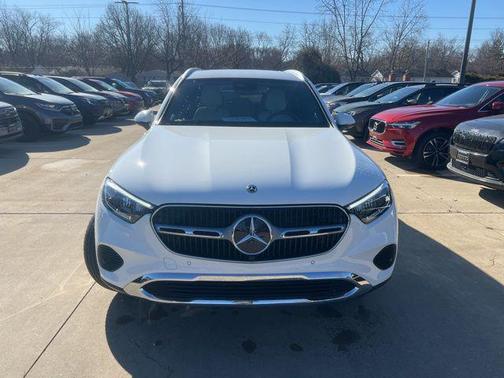 2025 Mercedes-Benz GLC 300 4MATIC