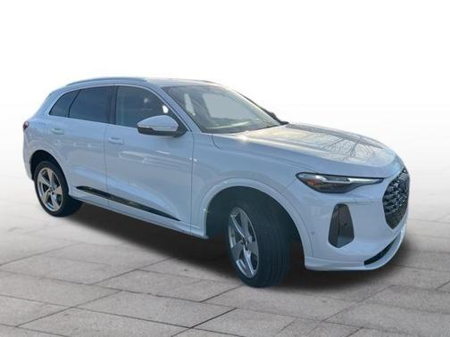 2025 Audi Q5 Premium Plus TFSI quattro S tronic