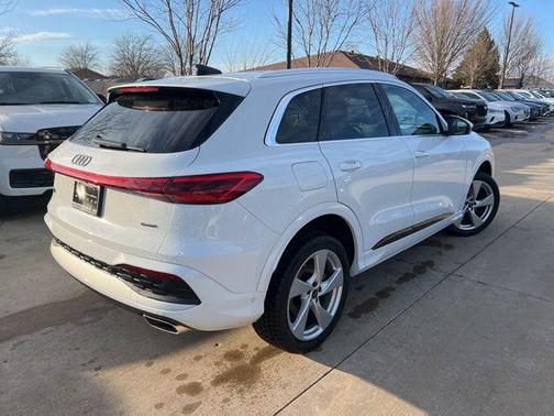 2025 Audi Q5 Premium Plus TFSI quattro S tronic