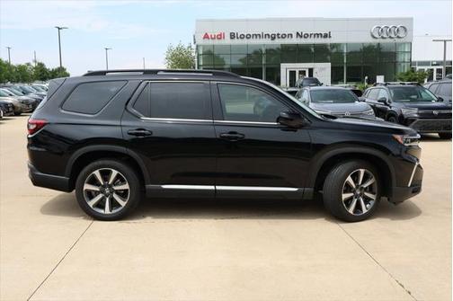 2023 Honda Pilot AWD Elite