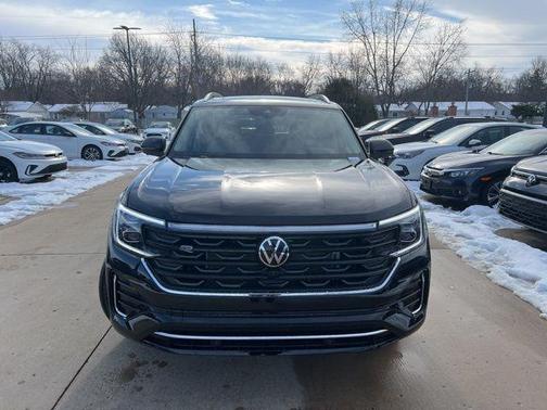 2026 Volkswagen Atlas 2.0T SEL Premium R-Line 4MOTION