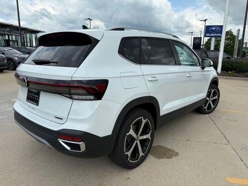 2025 Volkswagen Taos 1.5T SEL