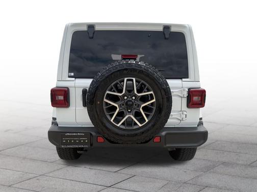 2024 Jeep Wrangler 4-Door Sahara 4x4