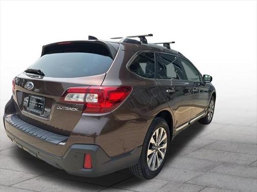 2019 Subaru Outback 2.5i Touring
